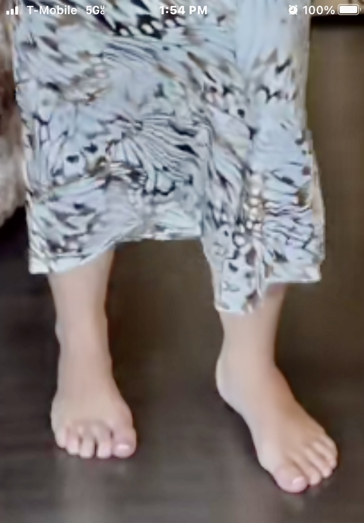 Lizzy Wurst Feet